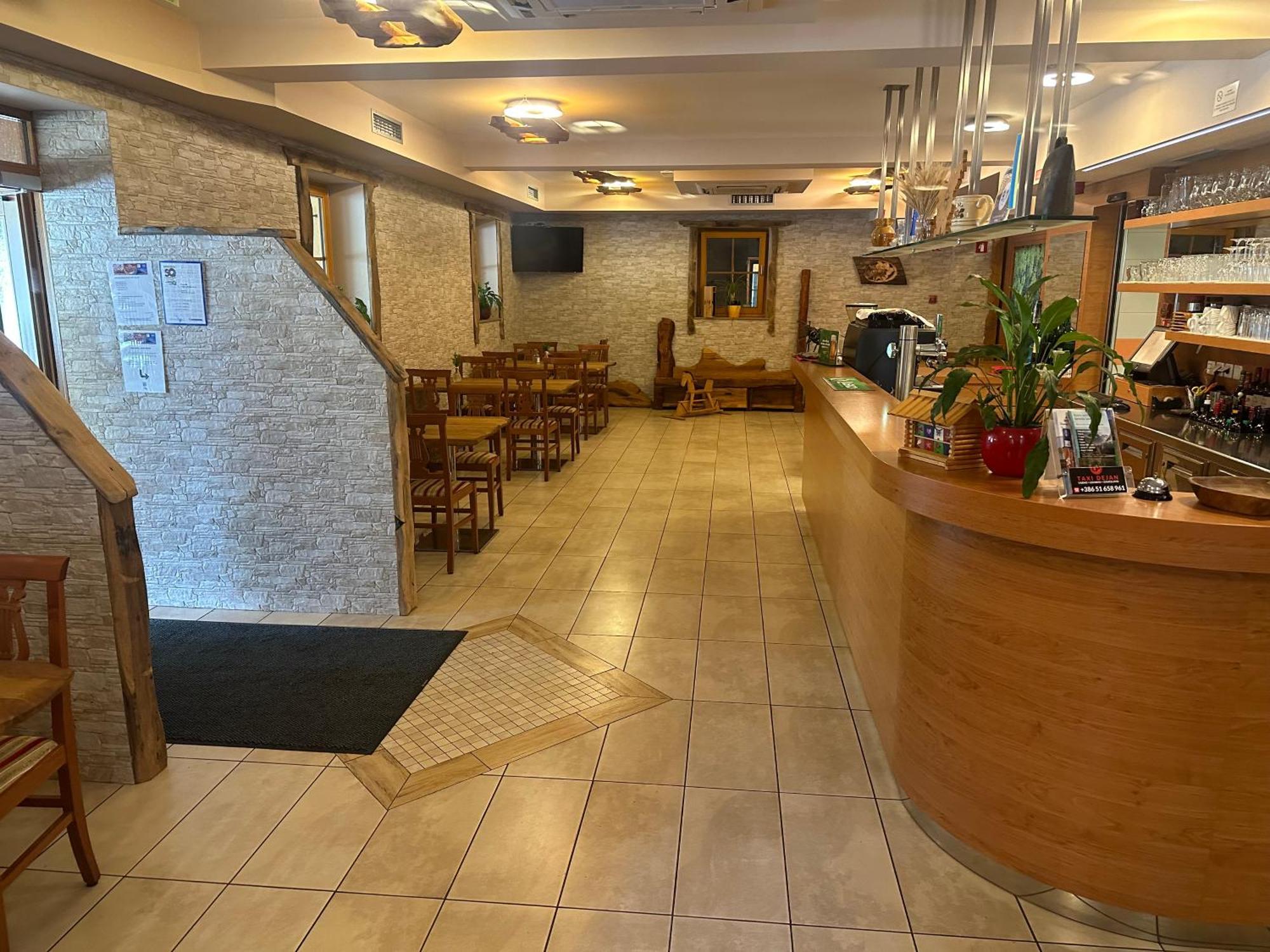 Domacija Vodnik & Apartments Cerklje na Gorenjskem Esterno foto