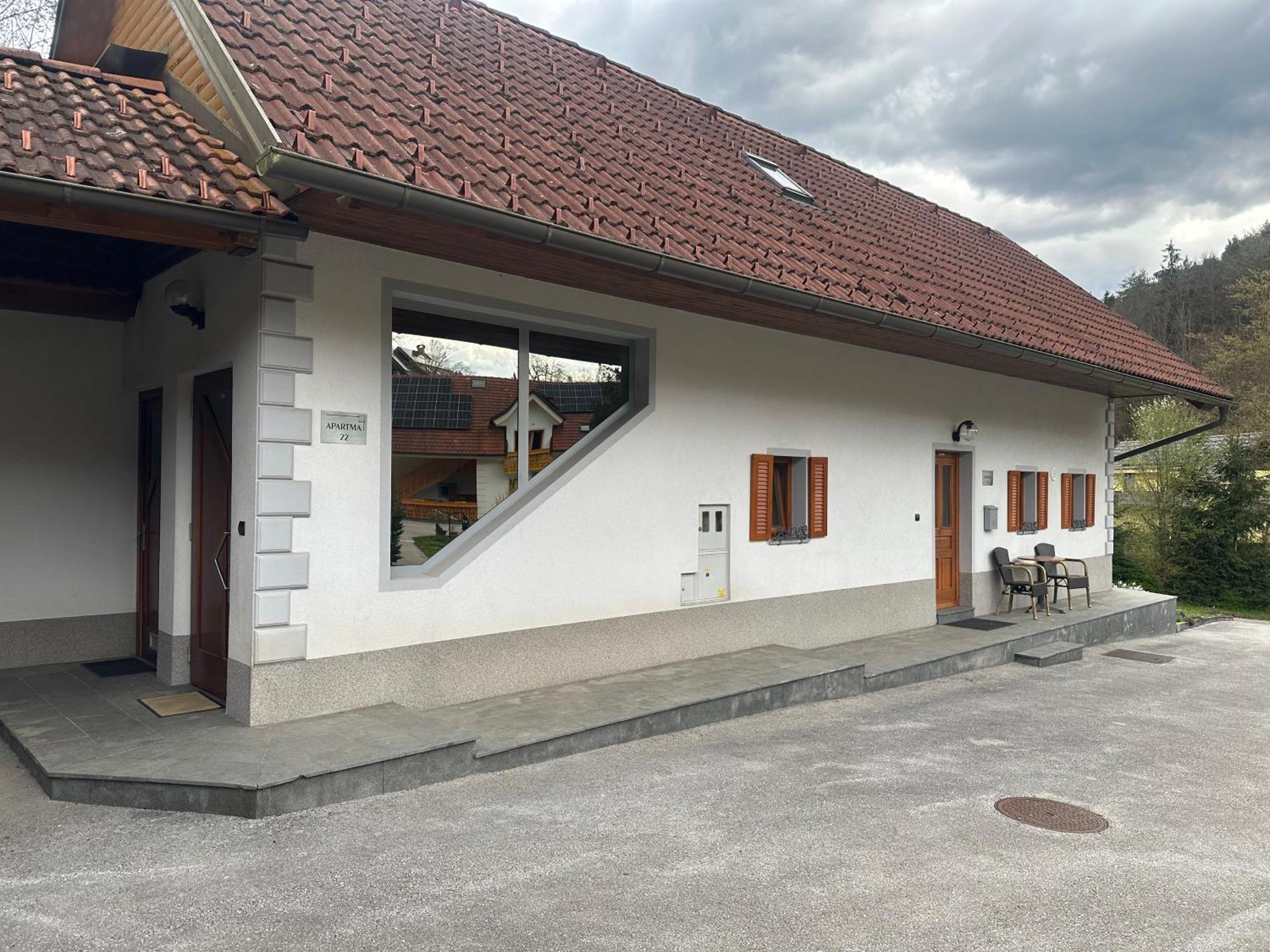 Domacija Vodnik & Apartments Cerklje na Gorenjskem Esterno foto