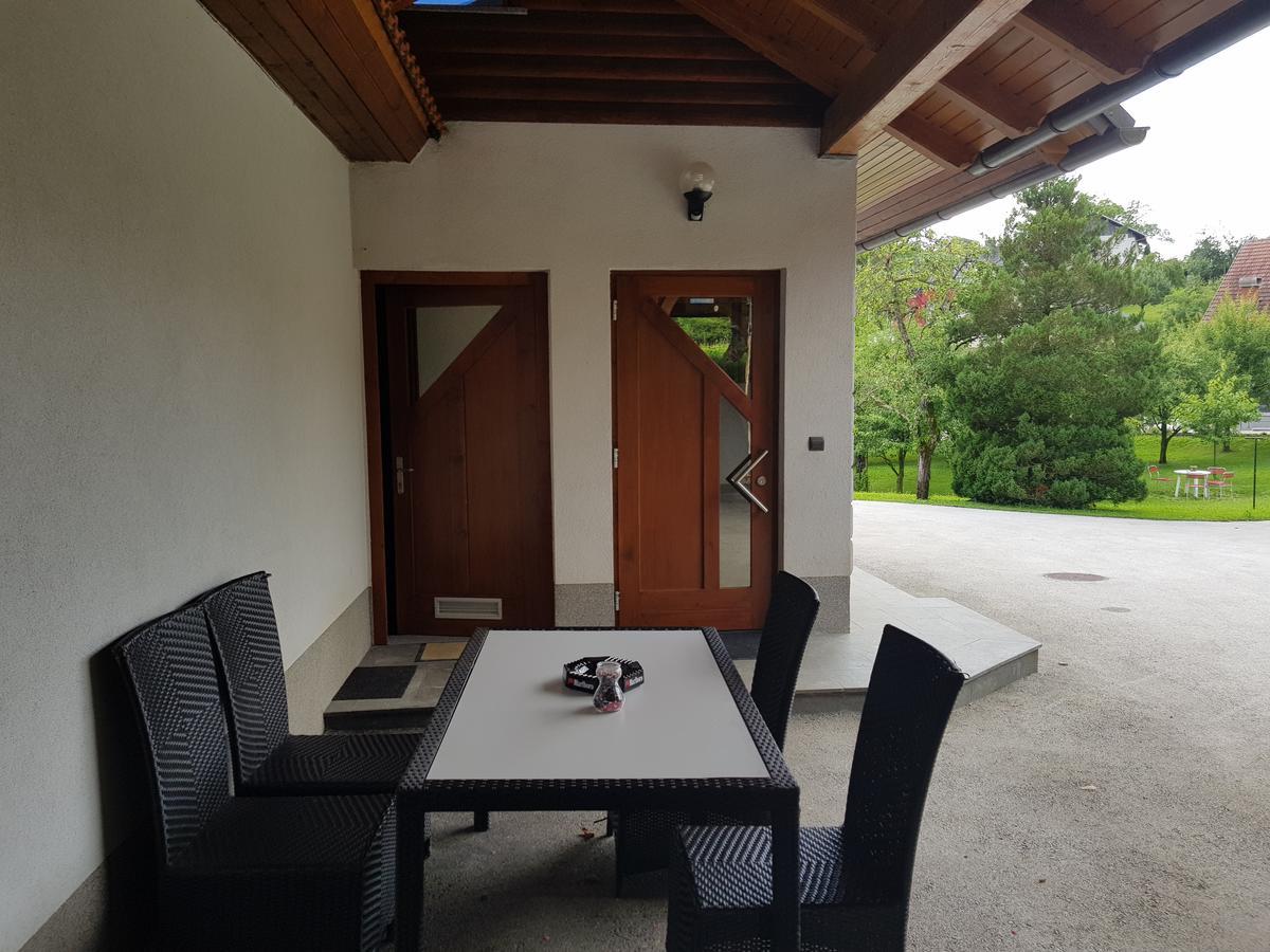 Domacija Vodnik & Apartments Cerklje na Gorenjskem Esterno foto